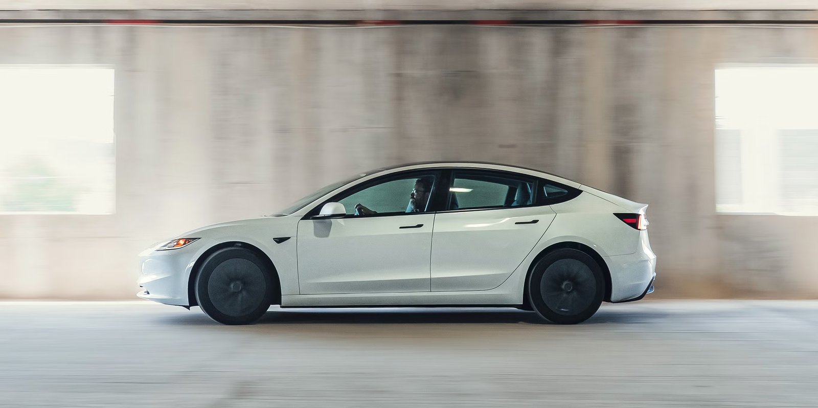 2026 Tesla Model 3 Standard: Verimlilik ve Tasarımda Yeni Detaylar