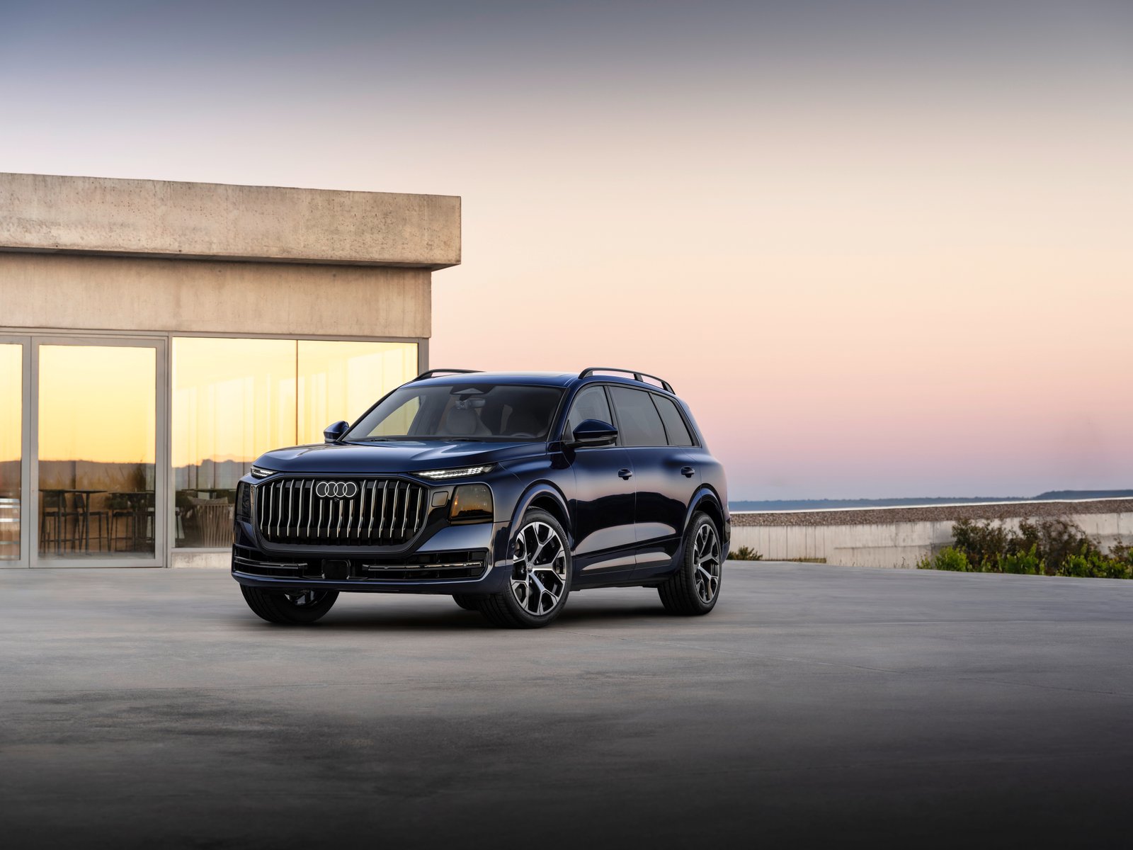 Audi tarihinin en büyük SUV modeli Q9, markanın yeni amiral gemisi oluyor