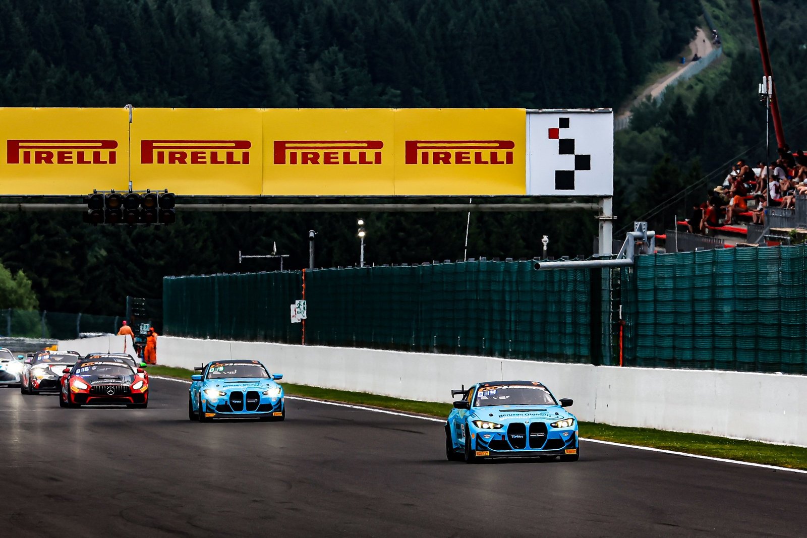 Borusan Otomotiv Motorsport Spa'da Tarihi Duble Zaferle Zirveye Yükseldi