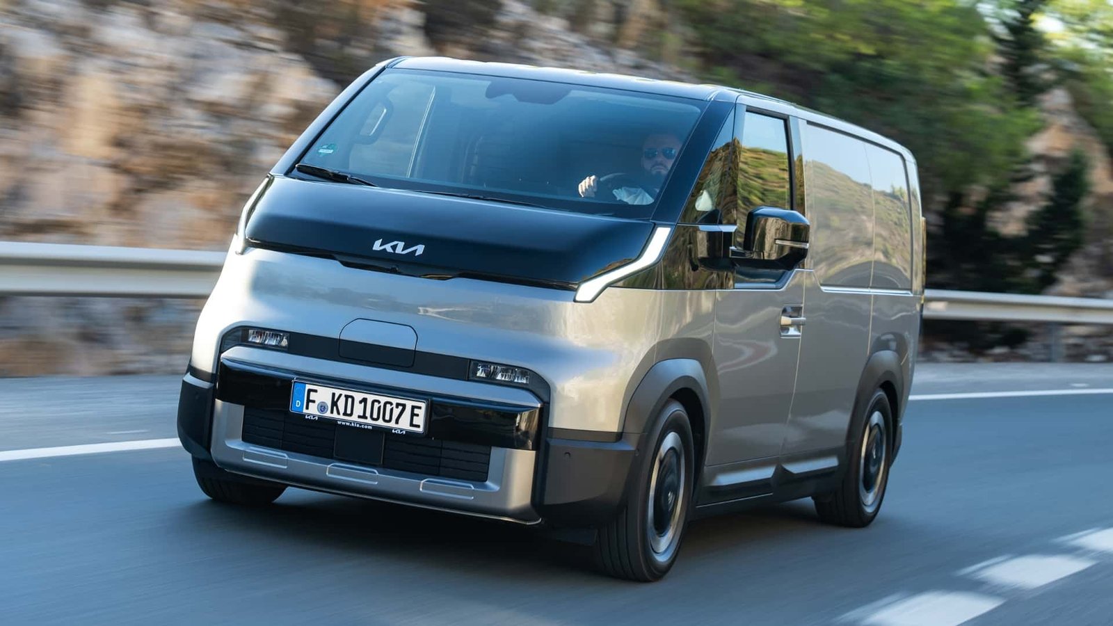 Kia Ticari Araçta Devrim Yapıyor: Yeni Elektrikli PBV Serisi Geliyor
