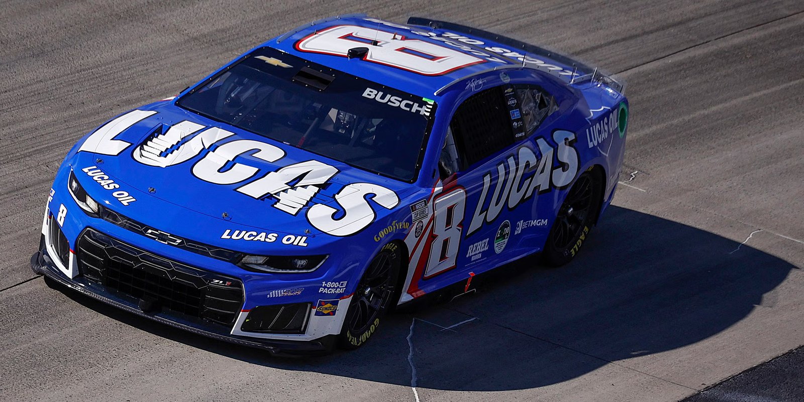 NASCAR'da Tarihi Karar: Kyle Busch'un 8 Numarası Oğlu İçin Donduruluyor