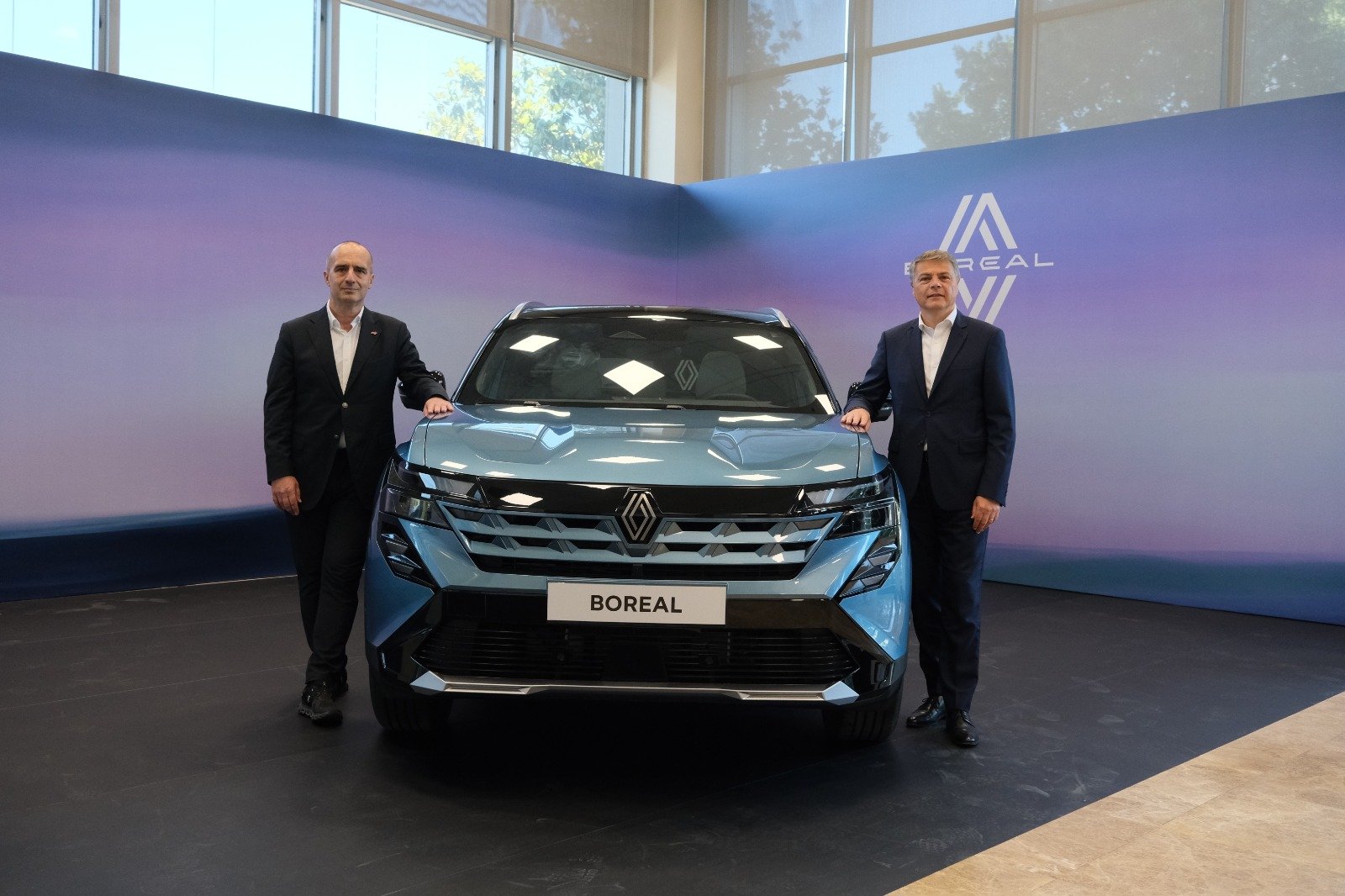 Renault Boreal Türkiye'de Satışa Sunuldu: 2.194.000 TL'den Başlıyor